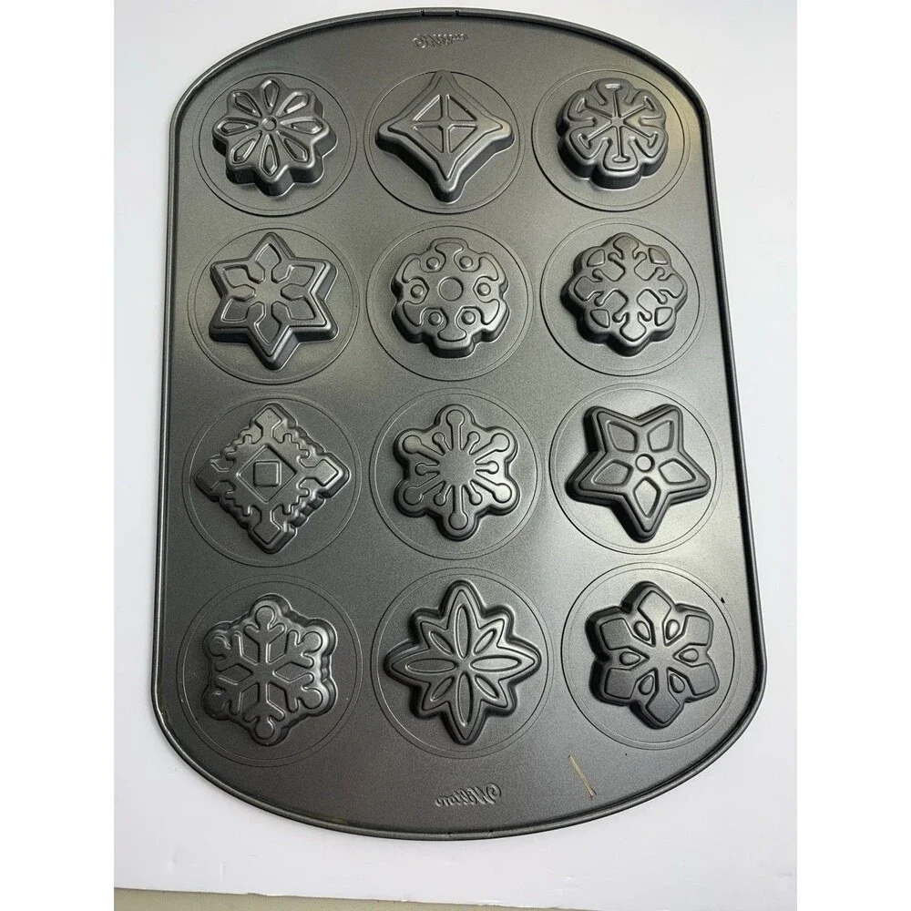 Wilton Cookie Mold Pan Snowflakes Christmas Holiday 12 Cavity